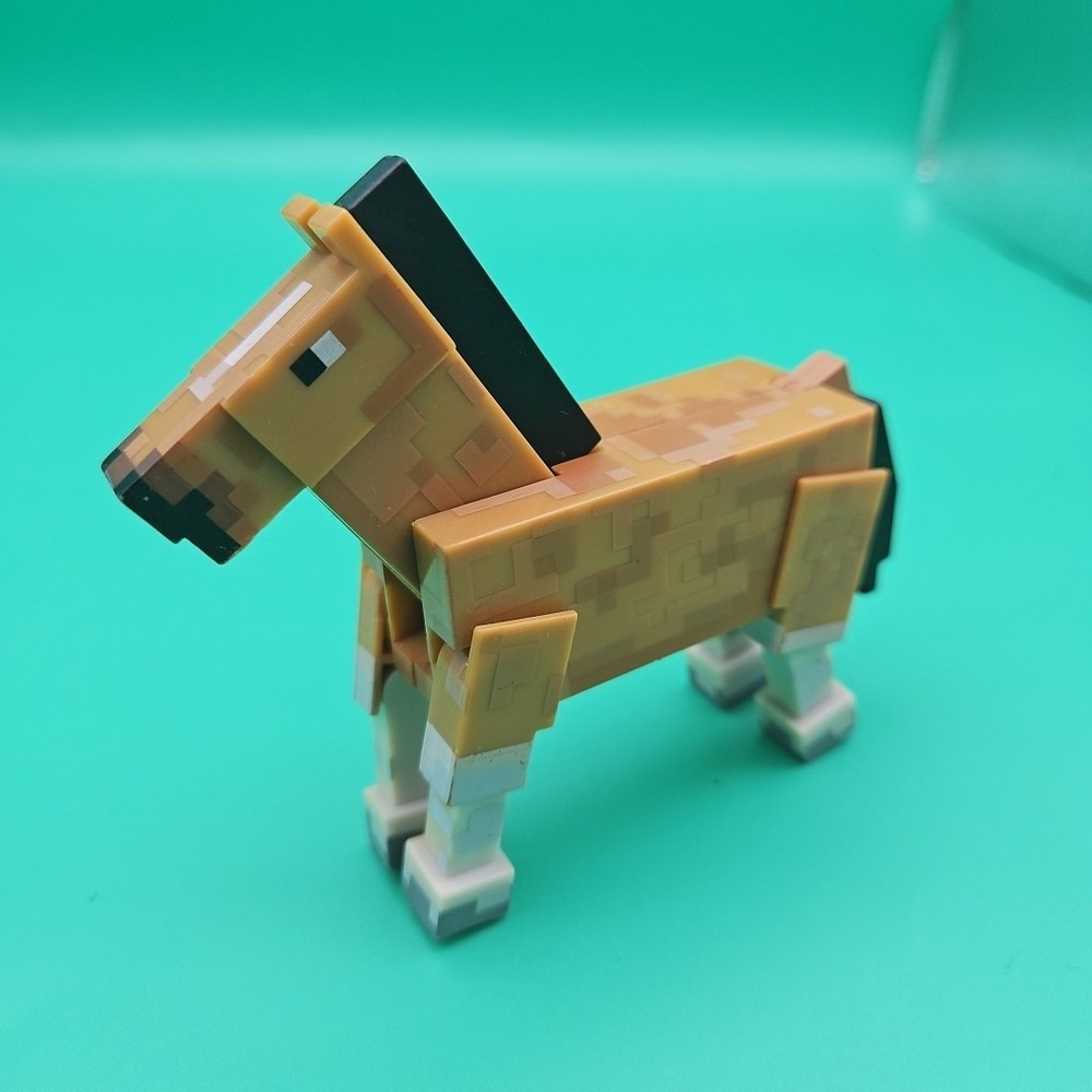 Jazwares Minecraft Overworld BROWN HORSE Chestnut Black Action Figure Toy‎